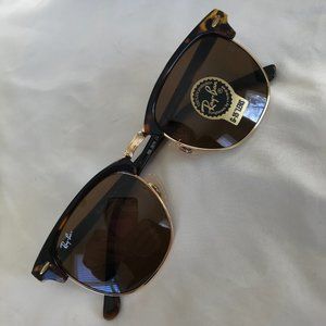 Ray Ban Unisex Clubmaster Sunglasses - New